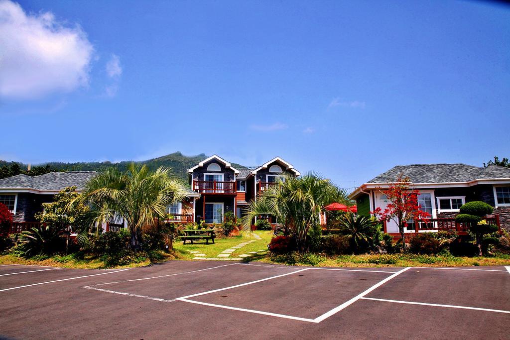 Jubilee Chalet Seogwipo-stad Buitenkant foto